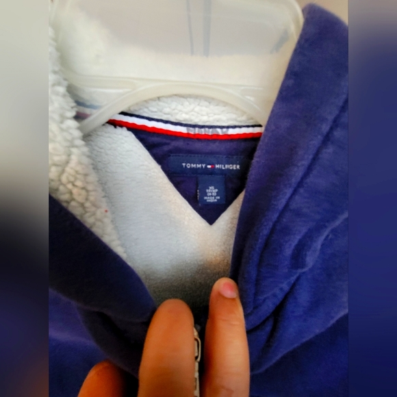 Kid's sweater - Picture 3 of 3